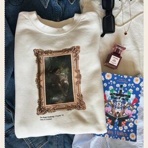 Daisy Haites chapter 18 Crewneck!